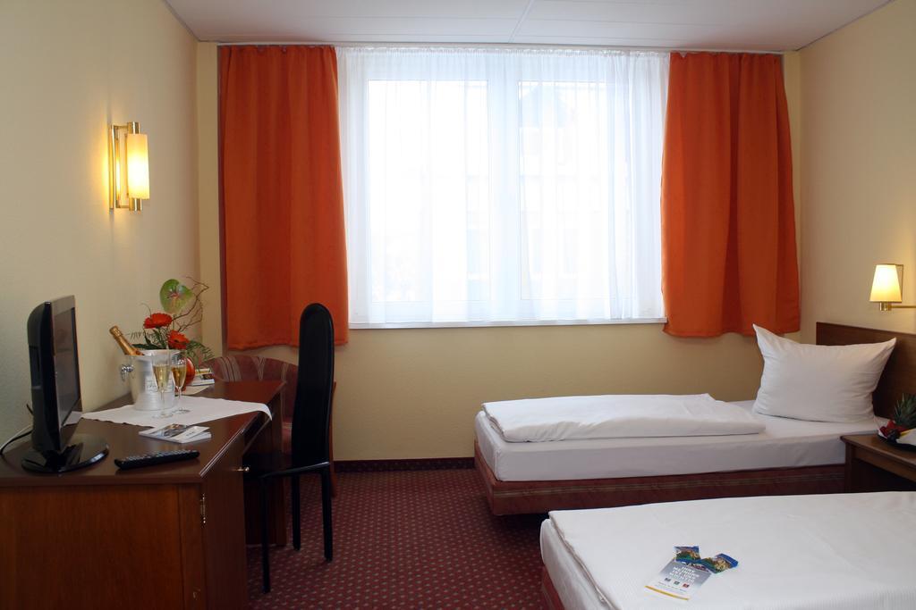 Quick Hotel Dresden West Kesselsdorf Kültér fotó